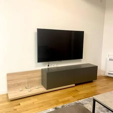 Deluxe Flat Skopie